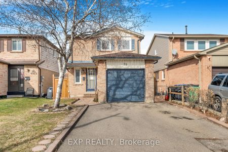 Detached Home For Lease | W8145564 - Photo 4