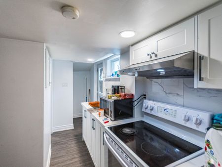 For Lease - 135 Kitchener Road, Toronto, Ontario - Photo 3