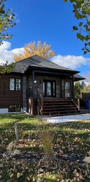 maison à louer, 4 1/2 disponible maintenant - Photo 1