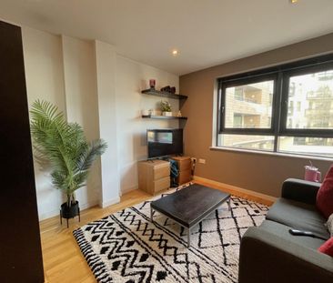 1 bedroom Flat To Let - Photo 4
