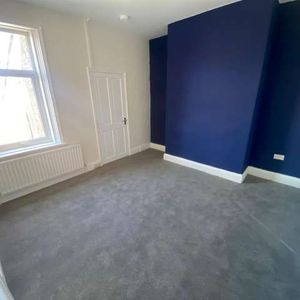 3 bed flat to rent in Ladykirk Road, Newcastle upon Tyne - Photo 2