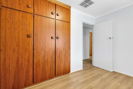 35 Mostyn Crescent, Salisbury East SA 5109 - Photo 5