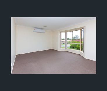 Charming Family Home in Crestmead - Photo 1