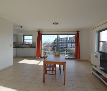 Charmant appartement met twee slaapkamers en autostaanplaats te Hev... - Foto 1