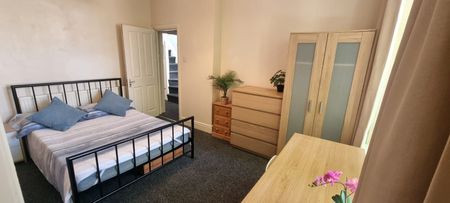 6 bedroom house share to rent - Photo 2