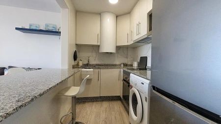 Apartamento de alquiler en Calle Maribel Lopez Perez Ojeda, Calas Santiago Bernabéu - Photo 5