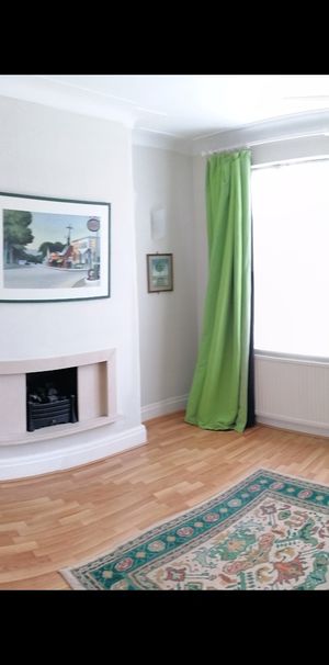 2 Bed Flat, Ravenswood Road, BS6 - Photo 1