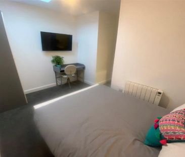 5 bedroom apartment to rent - Photo 6