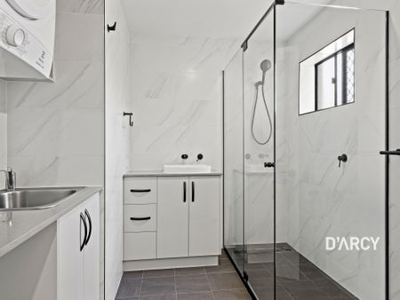 4/40 BOTT ST - Photo 4