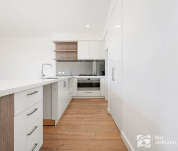 Spacious Home with Generous Backyard & Modern Comforts - Photo 6