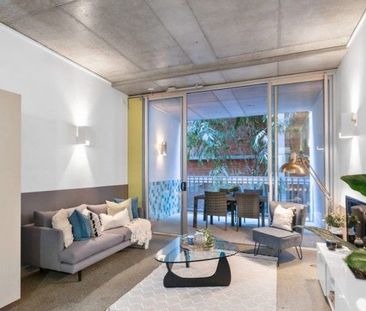 Woolstore Large One bedroom Apartment - Photo 4