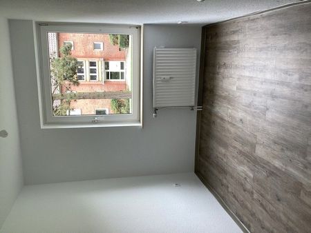 Das Glück hat ein Zuhause: interessante 2,2 Zimmer-Wohnung - Photo 2