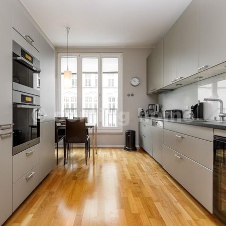 French Inspired: mit Kamin & Tiefgarage - Photo 3