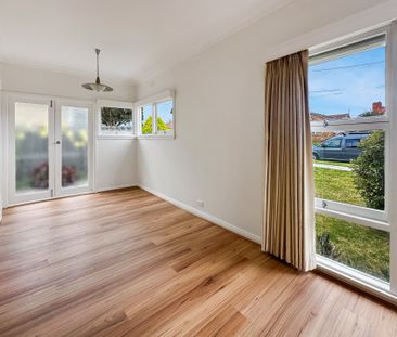 21 Lloyd Street, Belmont - Photo 1