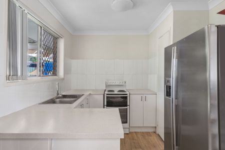 88 Haig Road, 4131, Loganlea Qld - Photo 4