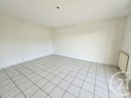 Appartement T2 à louer 2 pièces - 48,83 m2 CHATEAUROUX - 36 - Photo 2