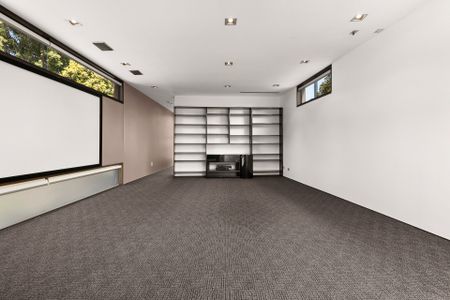 Thinking of selling? Contact our agent - Photo 3