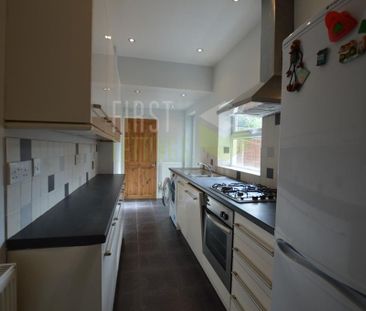 3 bedroom terraced house to rent - Photo 1