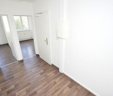 Großer Balkon / Aufzug / Offene Küche - Foto 4