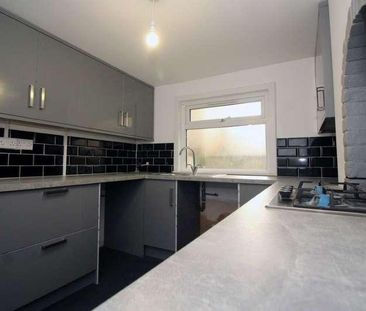Wrotham Road, Gravesend, Kent, DA11 - Photo 3