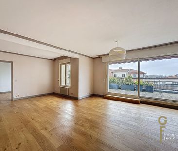 Location Appartement 4 pièces 143m² MARCQ EN BAROEUL 59700 - Photo 3