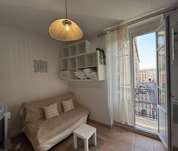 Location Appartement 1 pièce 12m² AVIGNON 84000 - Photo 2