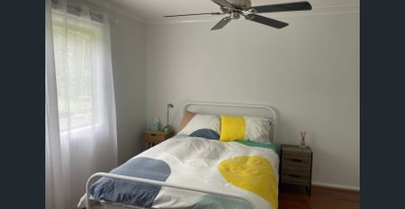 Spacious Family Home! - Photo 4