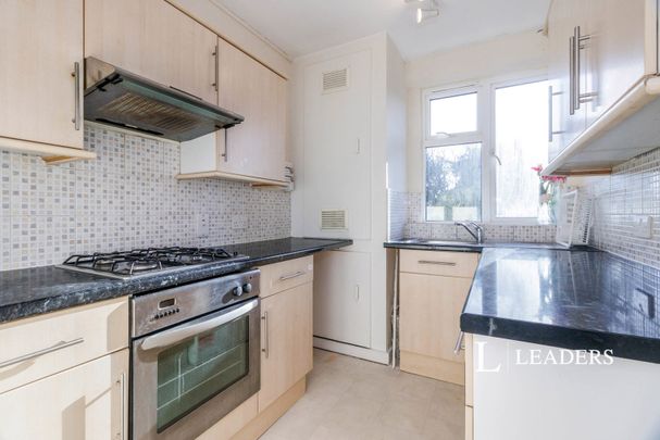 2 bedroom apartment to rent Weihurst Court, Carshalton Road, Sutton, SM1 - Photo 1