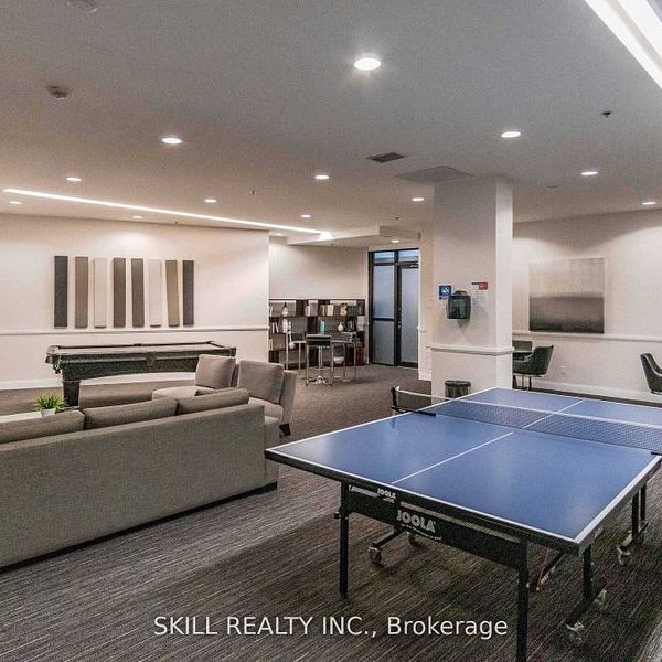 For Lease - 2910 Highway 7 Road Unit# 2410, Vaughan, Ontario - Photo 1