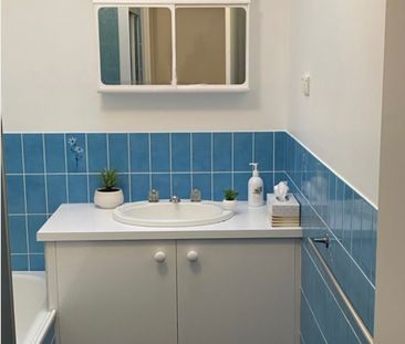 Beautifully Presented Home - Photo 6