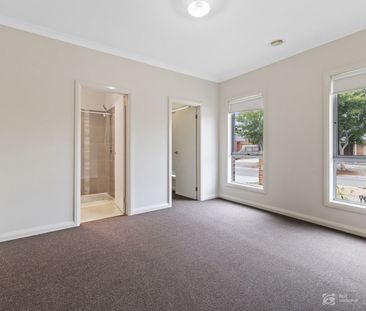 1/8 Haywood Grove, 3337, Harkness Vic - Photo 6