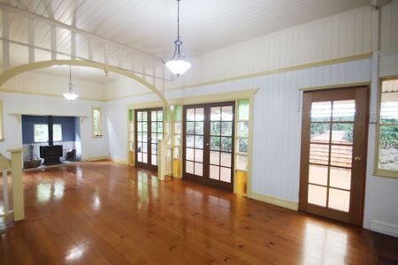 Beautifully presented heritage home in rainforest setting! - Photo 4