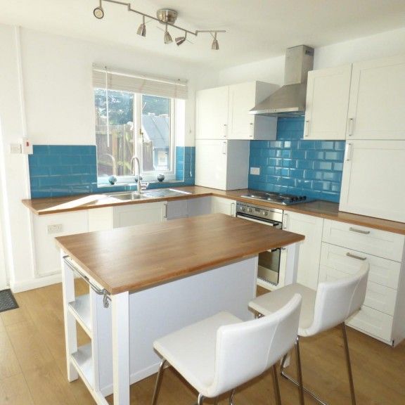 New Street, Rothwell - Photo 1