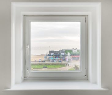 23 Wellington Esplanade, Lowestoft, NR33 - Photo 1