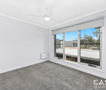 5 Pebblebeach Path, Cranbourne - Photo 3