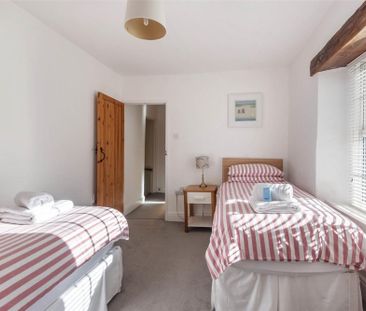 Instow, Bideford - Photo 3