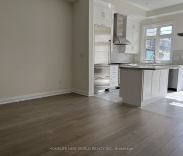 Townhouse For Lease | N8133290 - Photo 2