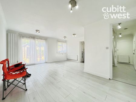 3 bedroom terraced house to rent - Photo 4