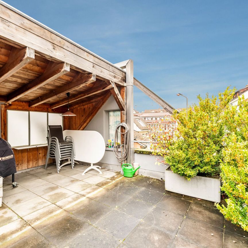 Large old town apartment in a central location - Foto 1