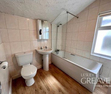 2 bedroom terraced house to rent - Photo 6