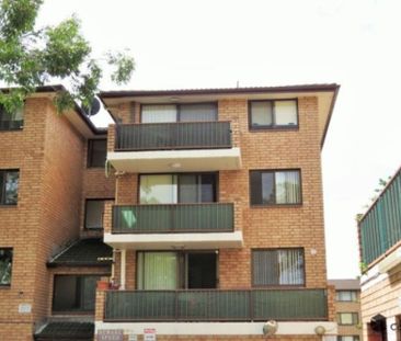 Walk to Liverpool CBD & All Amenities - Photo 1