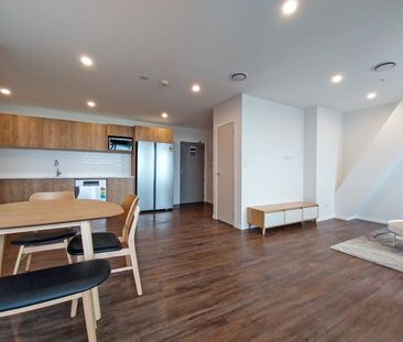 Ellerslie - Stunning 12th Story Penthouse - Photo 5