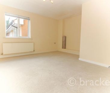 4 bedroom duplex to rent - Photo 1