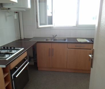 Location Appartement 4 Pièces 77 m² - Photo 3