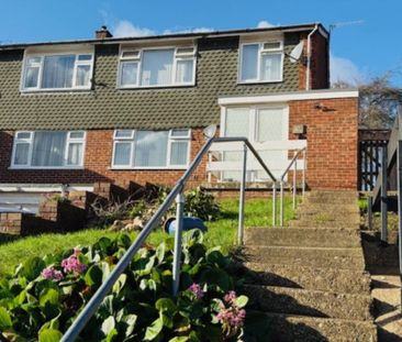 Chairborough Road, High Wycombe - Photo 6