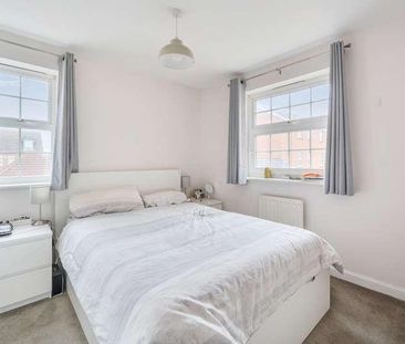 Fire Opal Way, Sittingbourne, Kent, ME10 - Photo 5