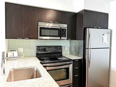 For Lease - 23 Sheppard Avenue Unit# 1607, Toronto, Ontario - Photo 5