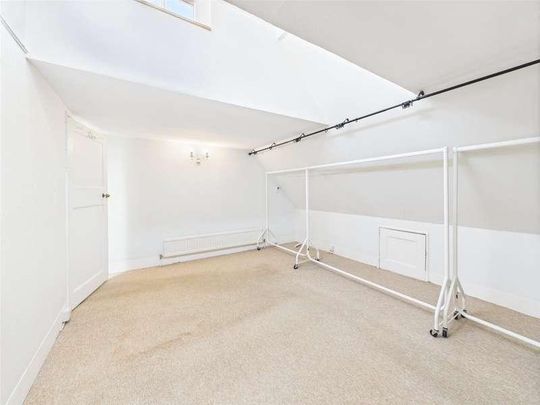The Grange, Rottingdean, East Sussex, BN2 - Photo 1