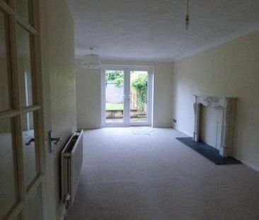 Cloverfields, Gillingham, SP8 - Photo 2