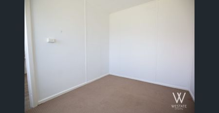 NEAT AND LOW MAINTENANCE LIVING - Photo 3